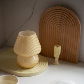 Lampe de Table en Verre Fait Main - Design Vintage et Lueur Douce