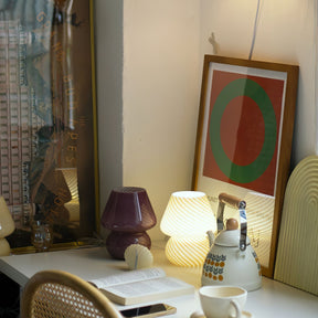 Lampe de Table en Verre Fait Main - Design Vintage et Lueur Douce