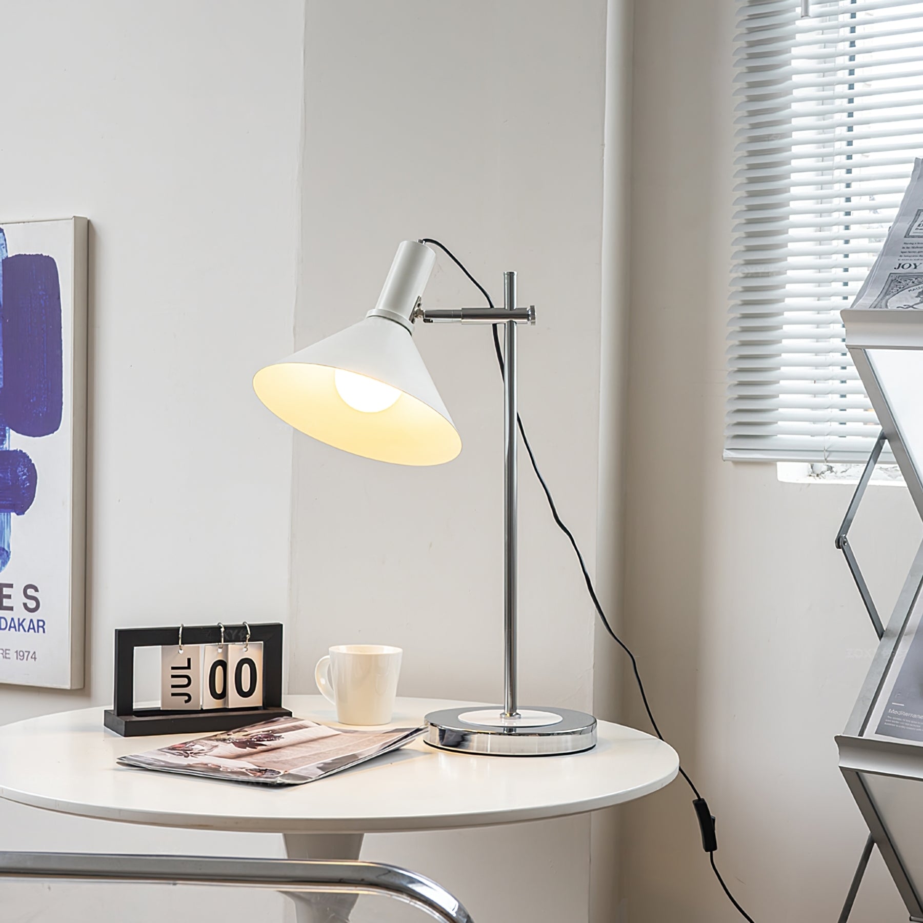 Lampe de Table Moderne avec Abat-jour Réglable - Éclairage Élégant et Pratique pour Votre Intérieur