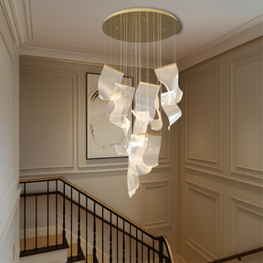 Lustre d'Escalier en Acrylique Doré - Design Contemporain et Éclat Radieux
