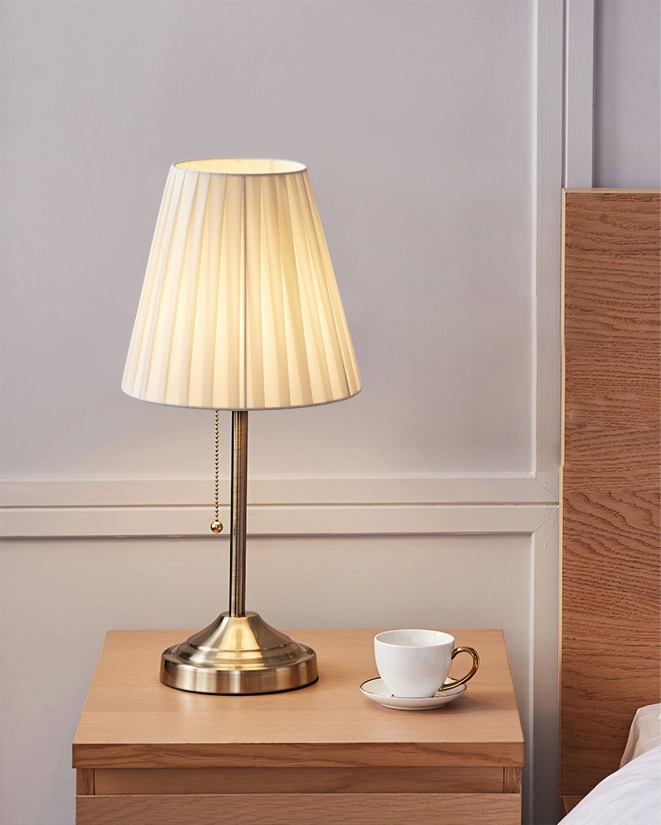 Lampe de Table Moderne en Métal - Éclairage Chaleureux et Style Élégant