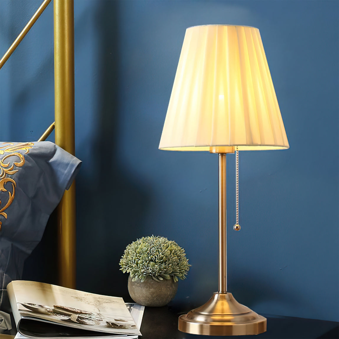 Lampe de Table Moderne en Métal - Éclairage Chaleureux et Style Élégant