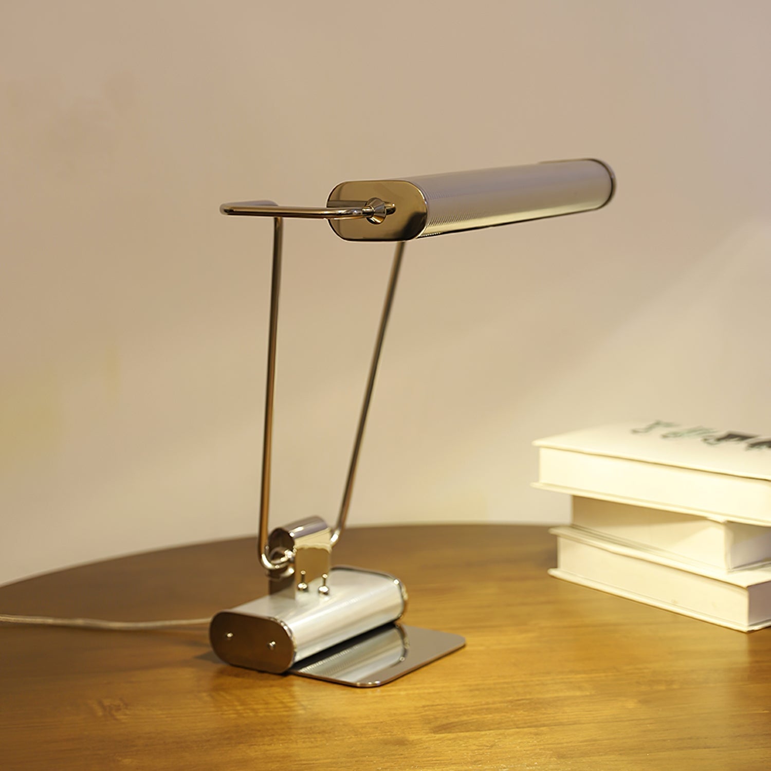 Lampe de Table LED Bauhaus - Élégance et Style Art Déco