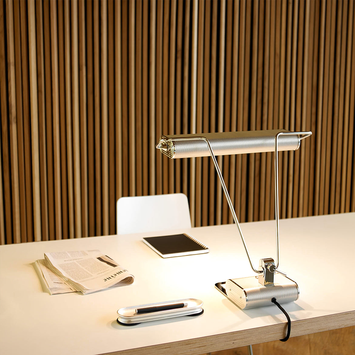 Lampe de Table LED Bauhaus - Élégance et Style Art Déco