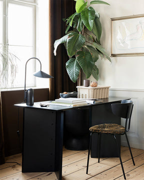 Lampe de Table Ajustable Contemporaine - Design Élégant en Marbre et Métal