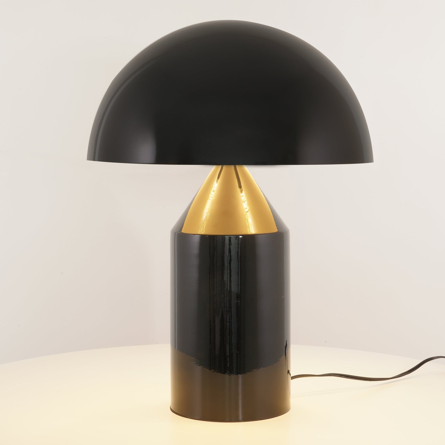 Lampe de Table Géométrique - Design Minimaliste et Économe en Énergie