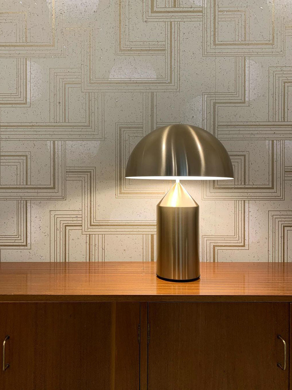 Lampe de Table Géométrique - Design Minimaliste et Économe en Énergie