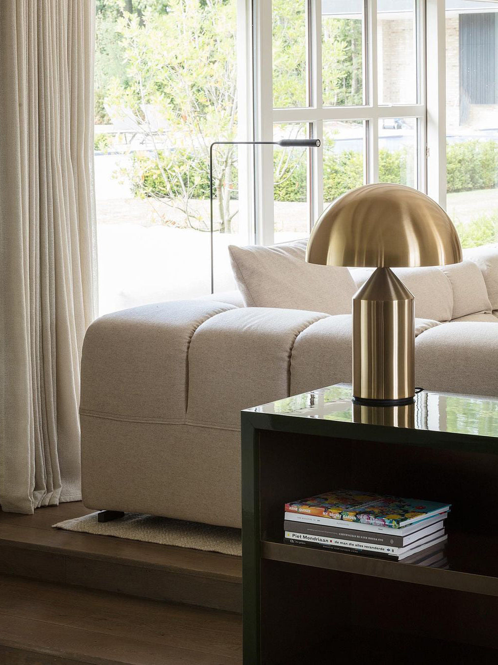 Lampe de Table Géométrique - Design Minimaliste et Économe en Énergie