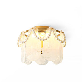 Lustre en Métal Doré avec Perles - Éclairage Élégant et Accueillant