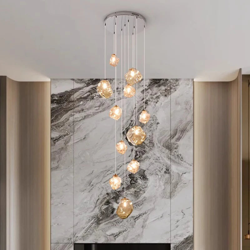 Lustre d'Escalier Scandinave - Éclairage Sculptural et Élégant