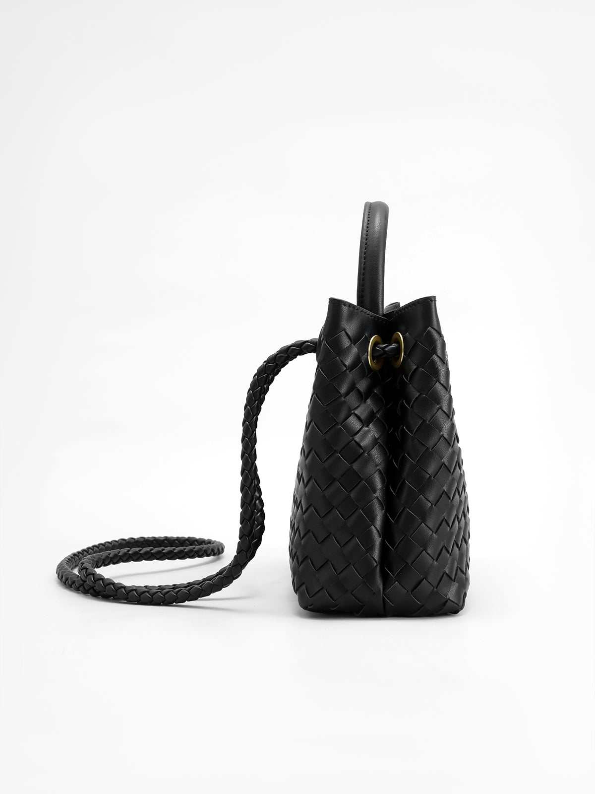 Sac à Main Noir pour Femme - Détail en Métal Torsadé Élégant