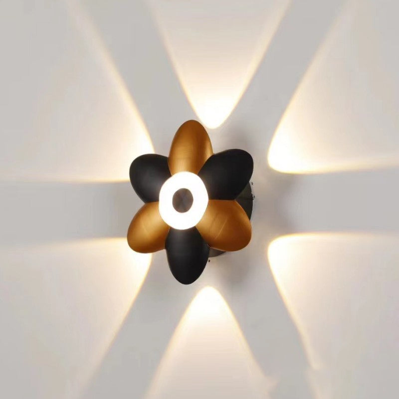 Lampe Murale LED Étanche pour Jardin - Design Élégant en Forme de Fleurs