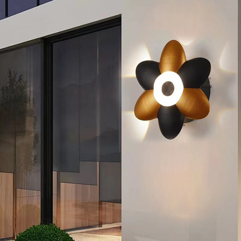 Lampe Murale LED Étanche pour Jardin - Design Élégant en Forme de Fleurs