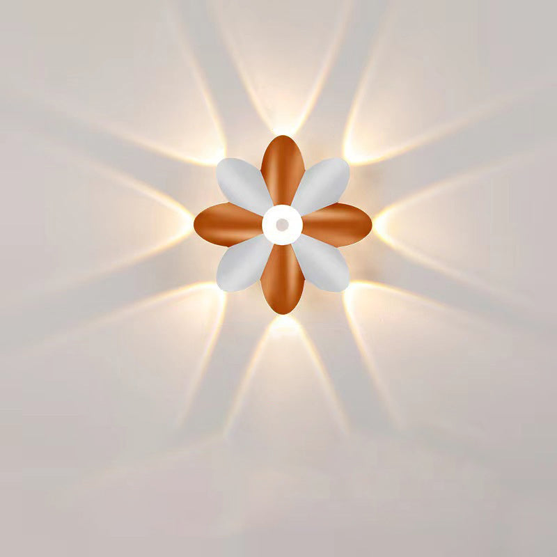 Lampe Murale LED Étanche pour Jardin - Design Élégant en Forme de Fleurs