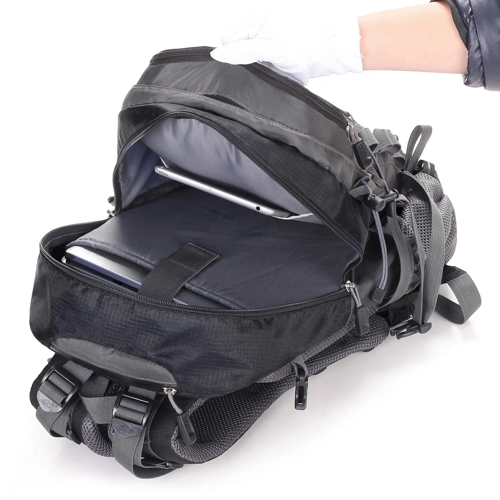 Sac à Dos Imperméable de Trekking - Confort Ergonomique et Rangement Ample