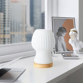 Lampe de Table en Verre Pliée - Élégance et Ambiance Chaleureuse