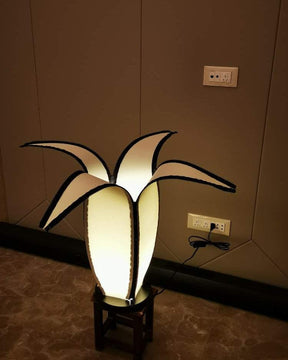 Lampe de Table en Forme de Banane - Design Ludique et Réglable