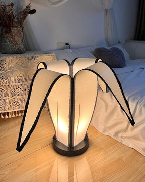Lampe de Table en Forme de Banane - Design Ludique et Réglable