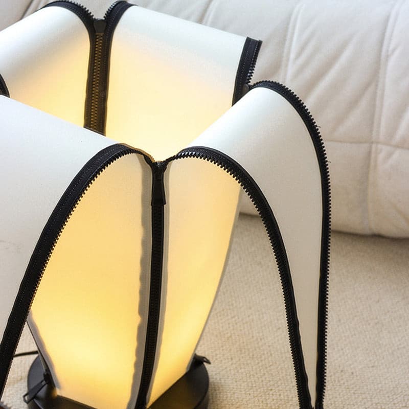 Lampe de Table en Forme de Banane - Design Ludique et Réglable