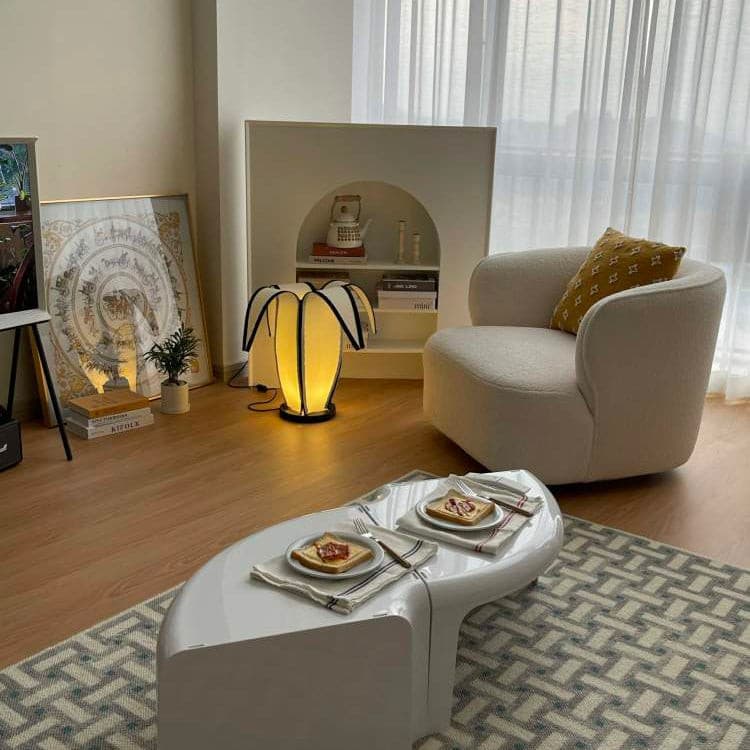Lampe de Table en Forme de Banane - Design Ludique et Réglable