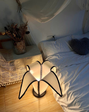 Lampe de Table en Forme de Banane - Design Ludique et Réglable
