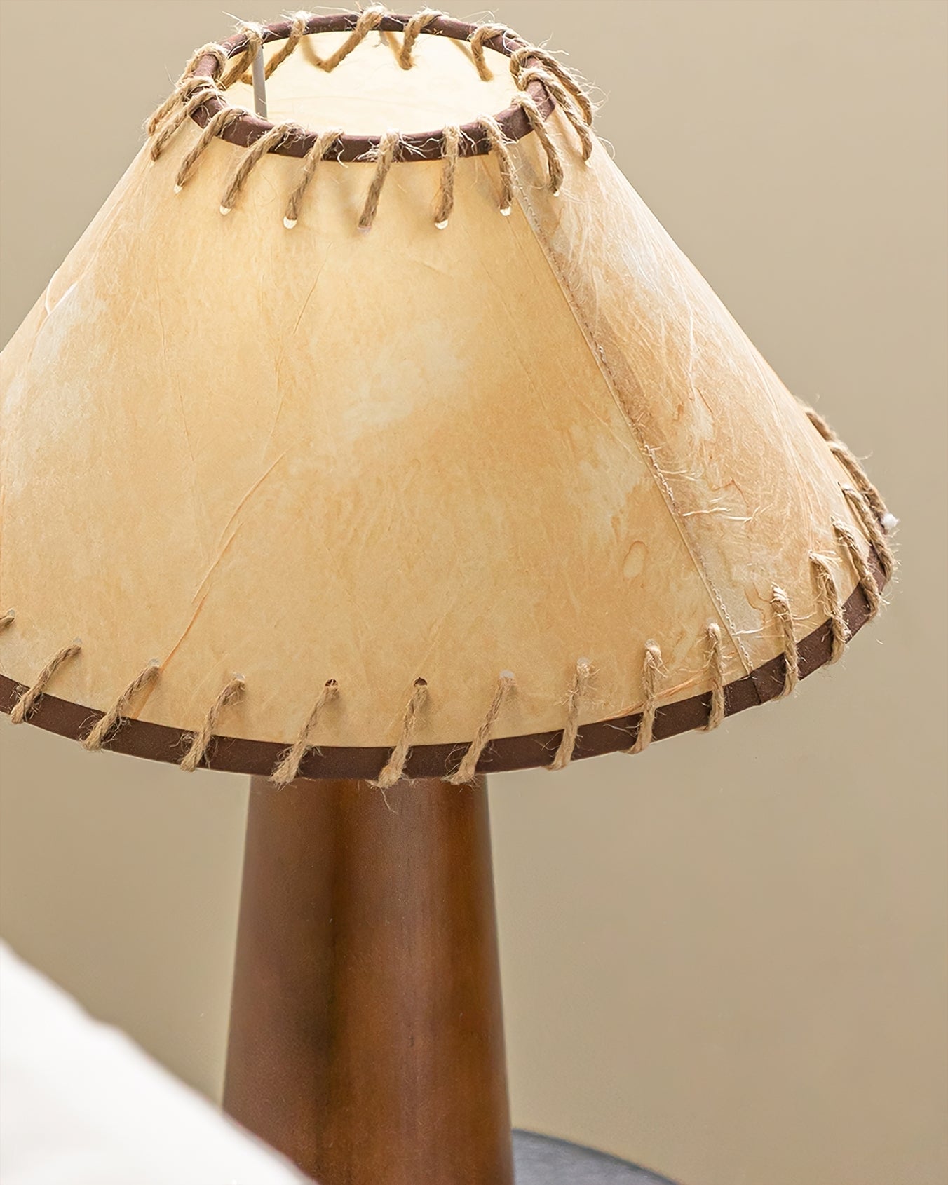 Lampe de Table Vintage - Éclairage Fiable et Élégant