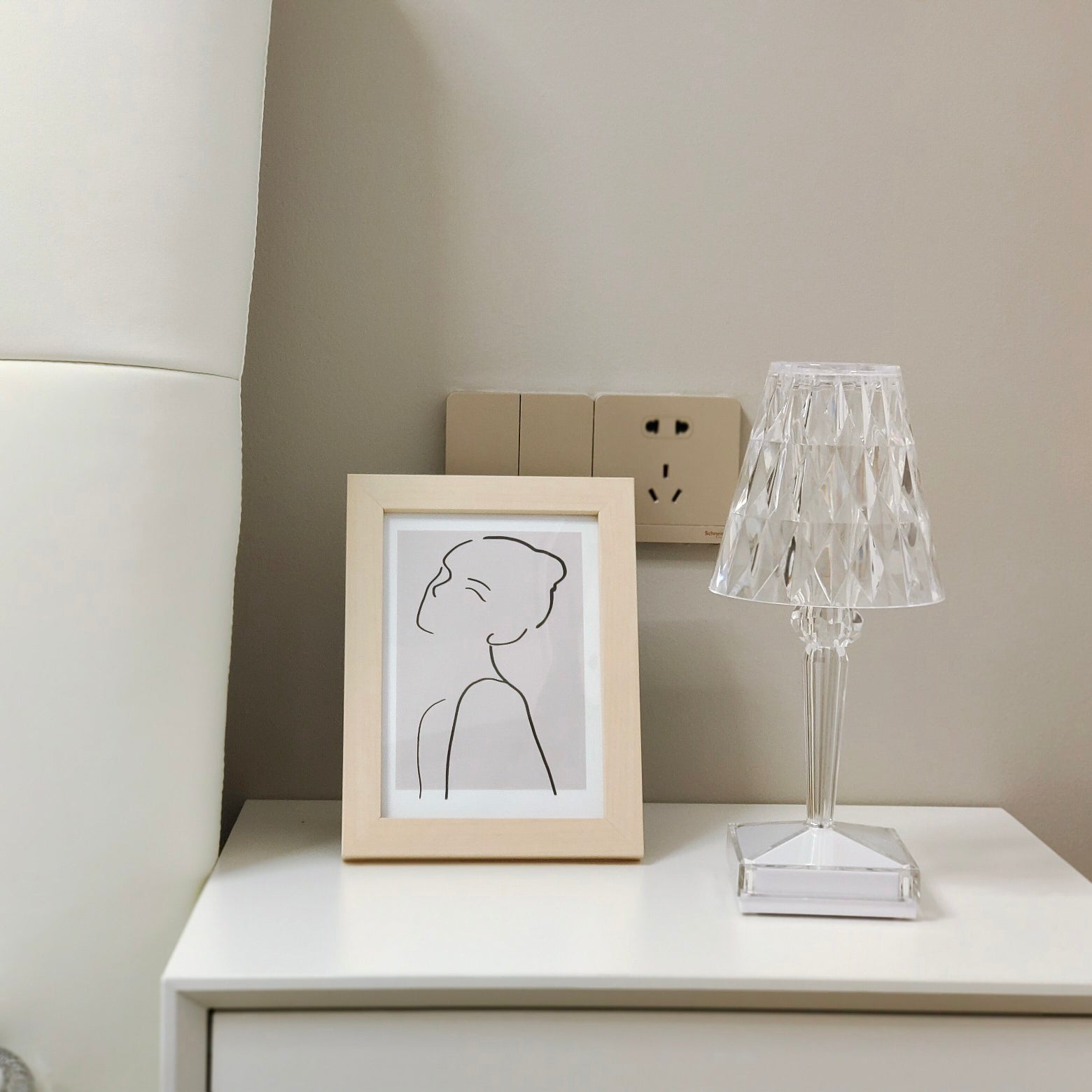Lampe LED Glamour Rechargeable - Éclairage Ambiance et Tactile