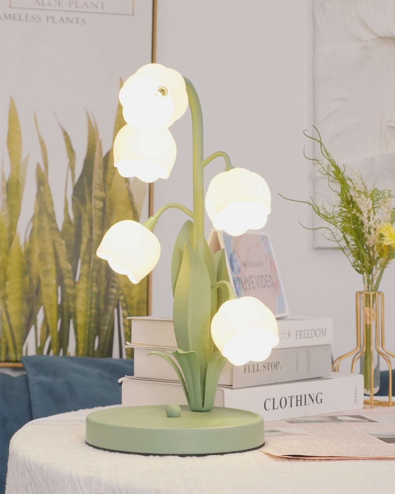 Lampe d'Intérieur au Design Orchidée - Élégance et Ambiance Raffinée