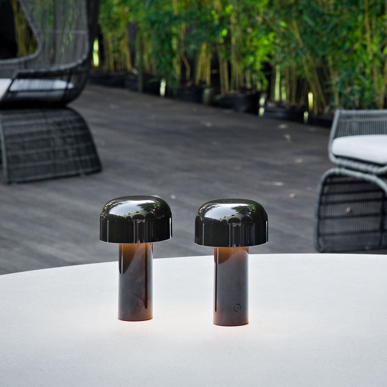 Lampe LED Rechargeable Portable - Design Élégant et Fonctionnel