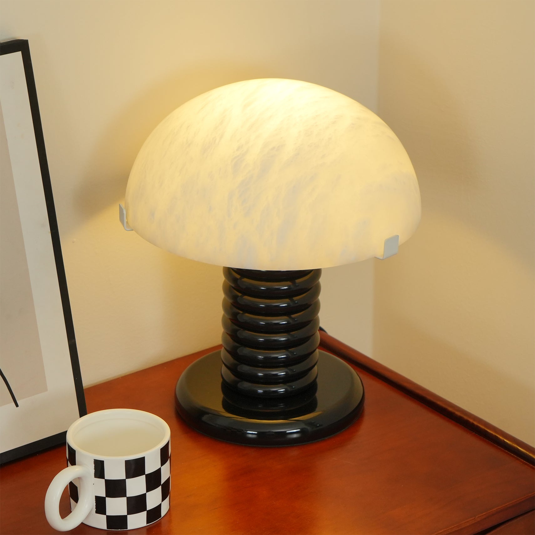 Lampe de Table Ambiante en Alabastre - Élégance et Design Sophistiqué