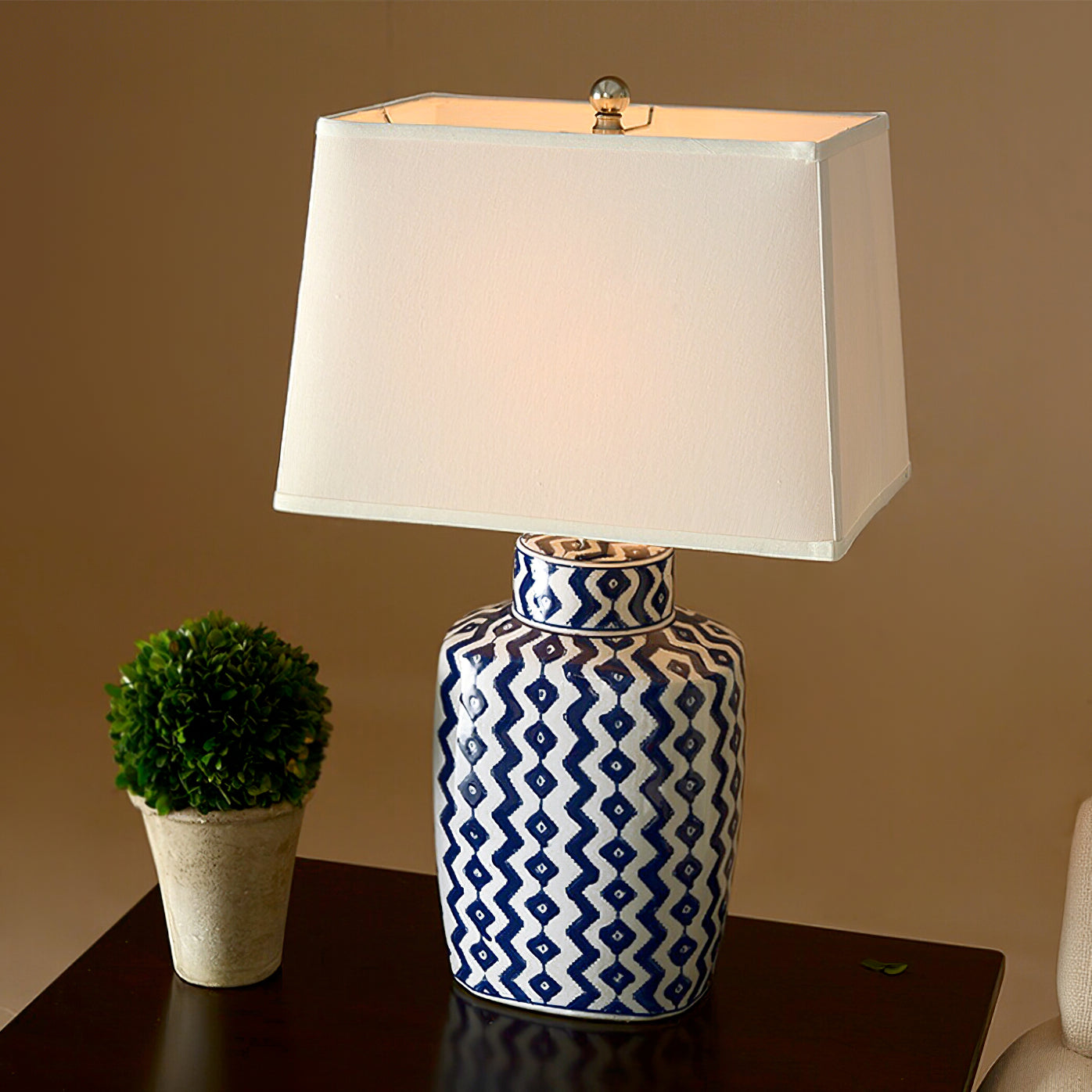 Lampe de Table Classique en Porcelaine - Lueur Chaleureuse et Élégante