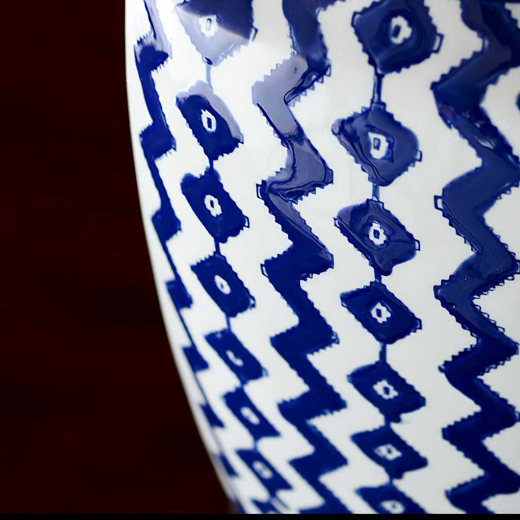 Lampe de Table Classique en Porcelaine - Lueur Chaleureuse et Élégante