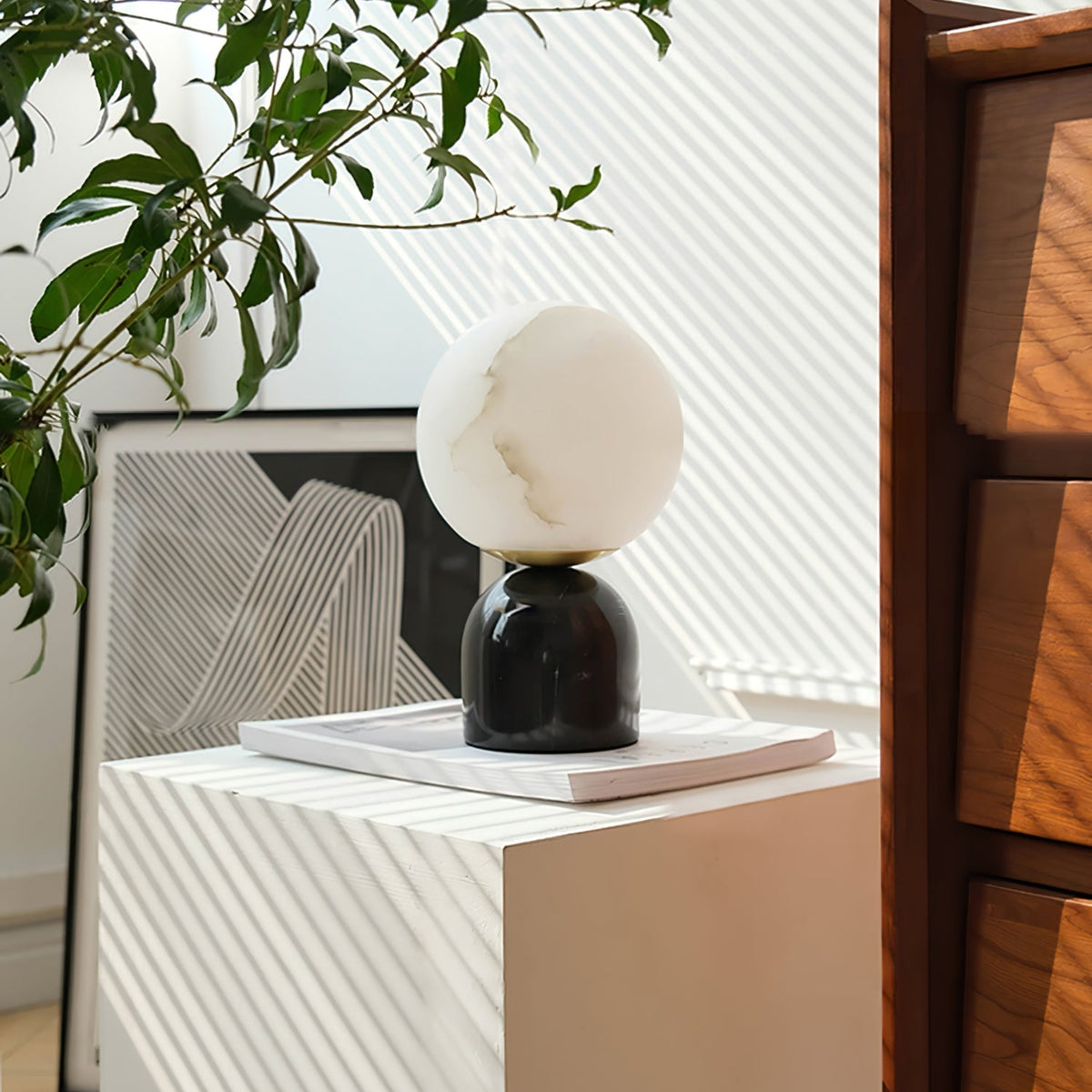 Lampe de Table en Alabastre et Marbre - Éclairage Luxueux et Ambiance Sophistiquée