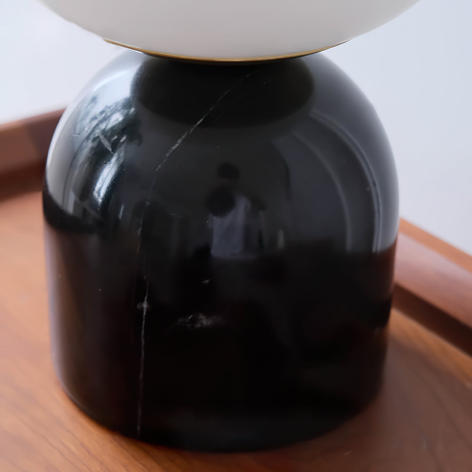 Lampe de Table en Alabastre et Marbre - Éclairage Luxueux et Ambiance Sophistiquée