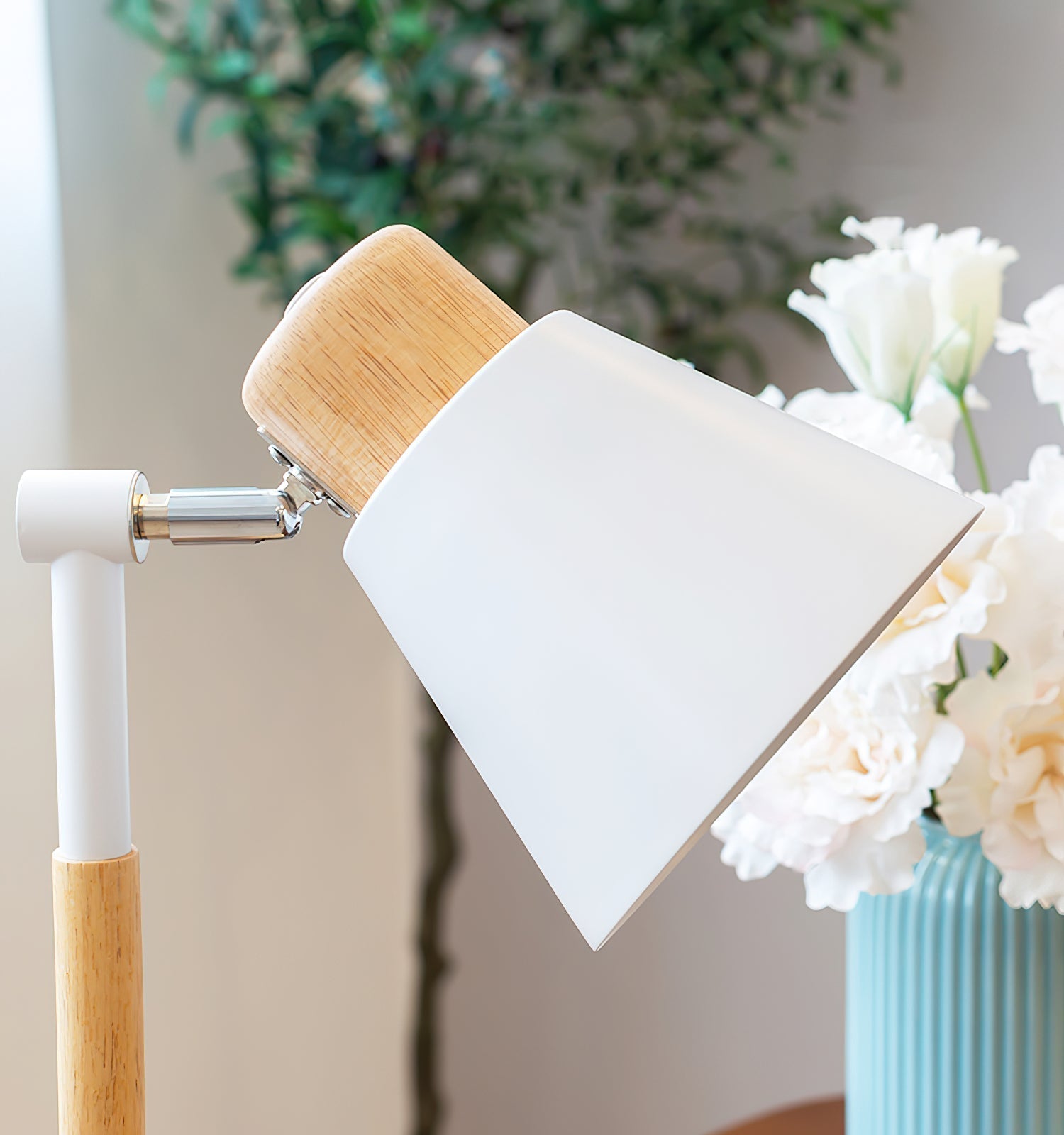 Lampe de Bureau Minimaliste - Éclairage Élégant et Fonctionnel