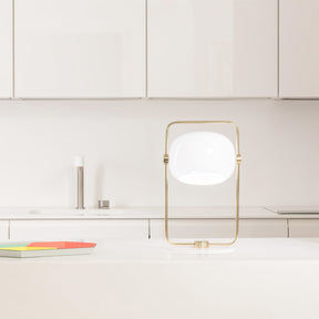 Lampe de Table en Verre Élégante - Design Minimaliste et Matériaux Premium