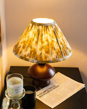 Lampe de Bureau Élégante en Bois - Abat-Jour en Forme de Fleur