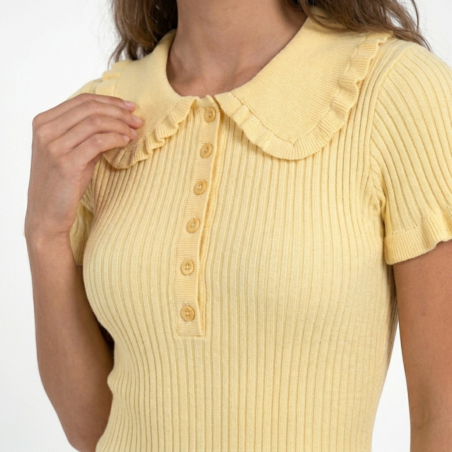 Robe mini bodycon en maille côtelée col boutonné festonné élégante femme