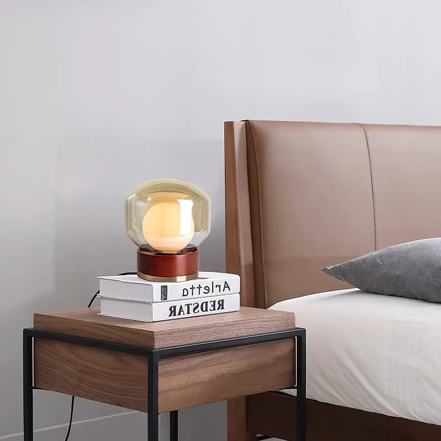Lampe de Table Géométrique - Lumière Chaude et Accueillante