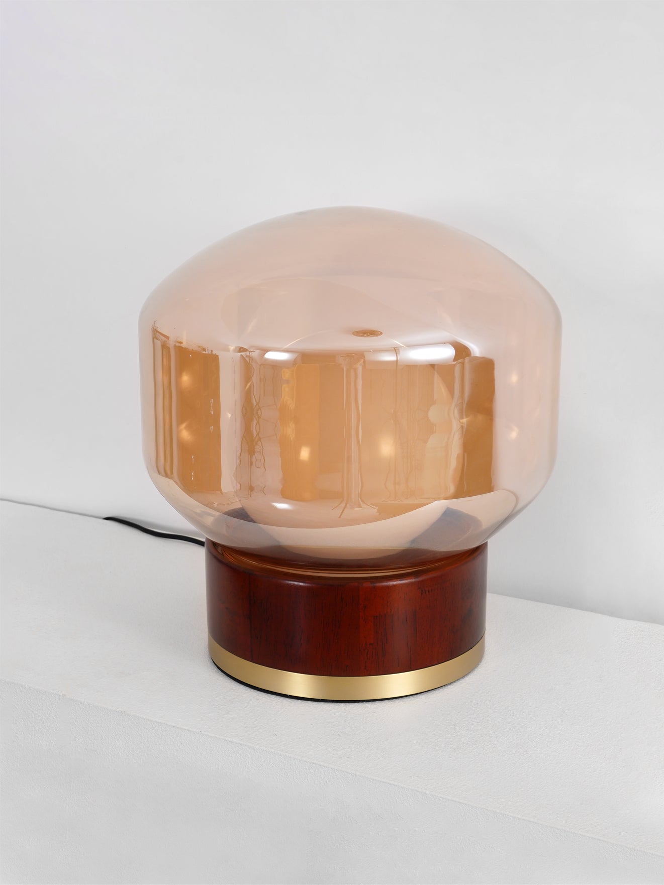 Lampe de Table Géométrique - Lumière Chaude et Accueillante