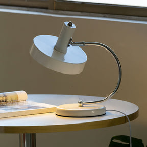 Lampe de Bureau Moderne et Élégante - Éclairage Fiable et Atmosphère Accueillante