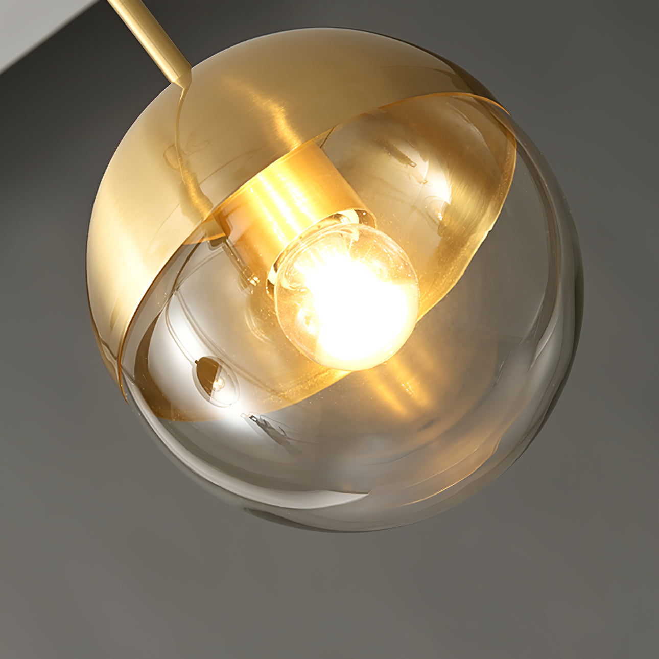 Luminaire de Plafond Luxueux - Design Industriel en Verre et Métal