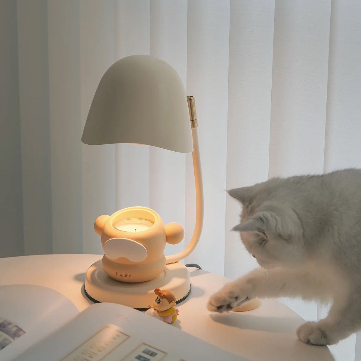 Lampe à Bougie Moderne en Métal - Ambiance Chaleureuse et Élégante
