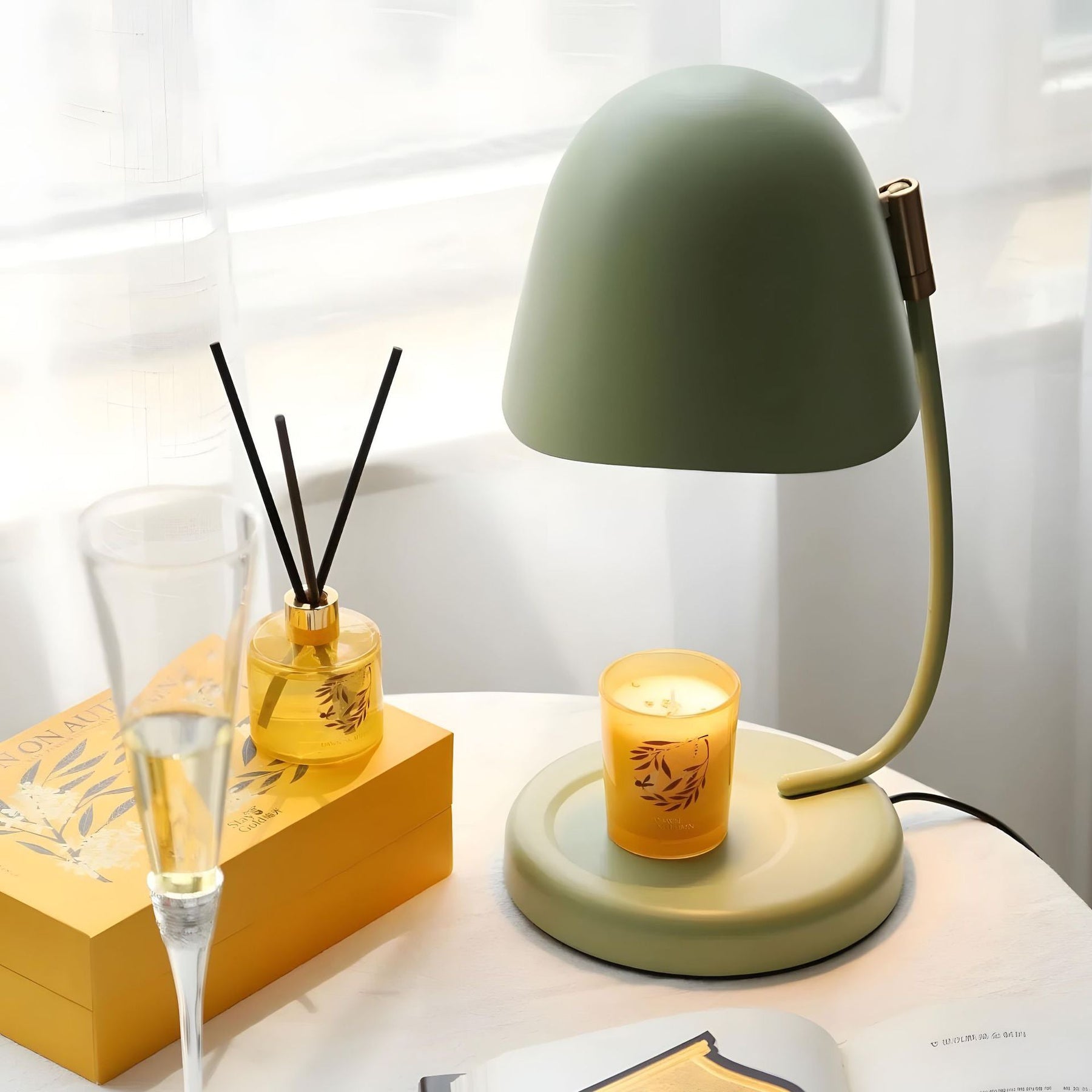 Lampe à Bougie Moderne en Métal - Ambiance Chaleureuse et Élégante