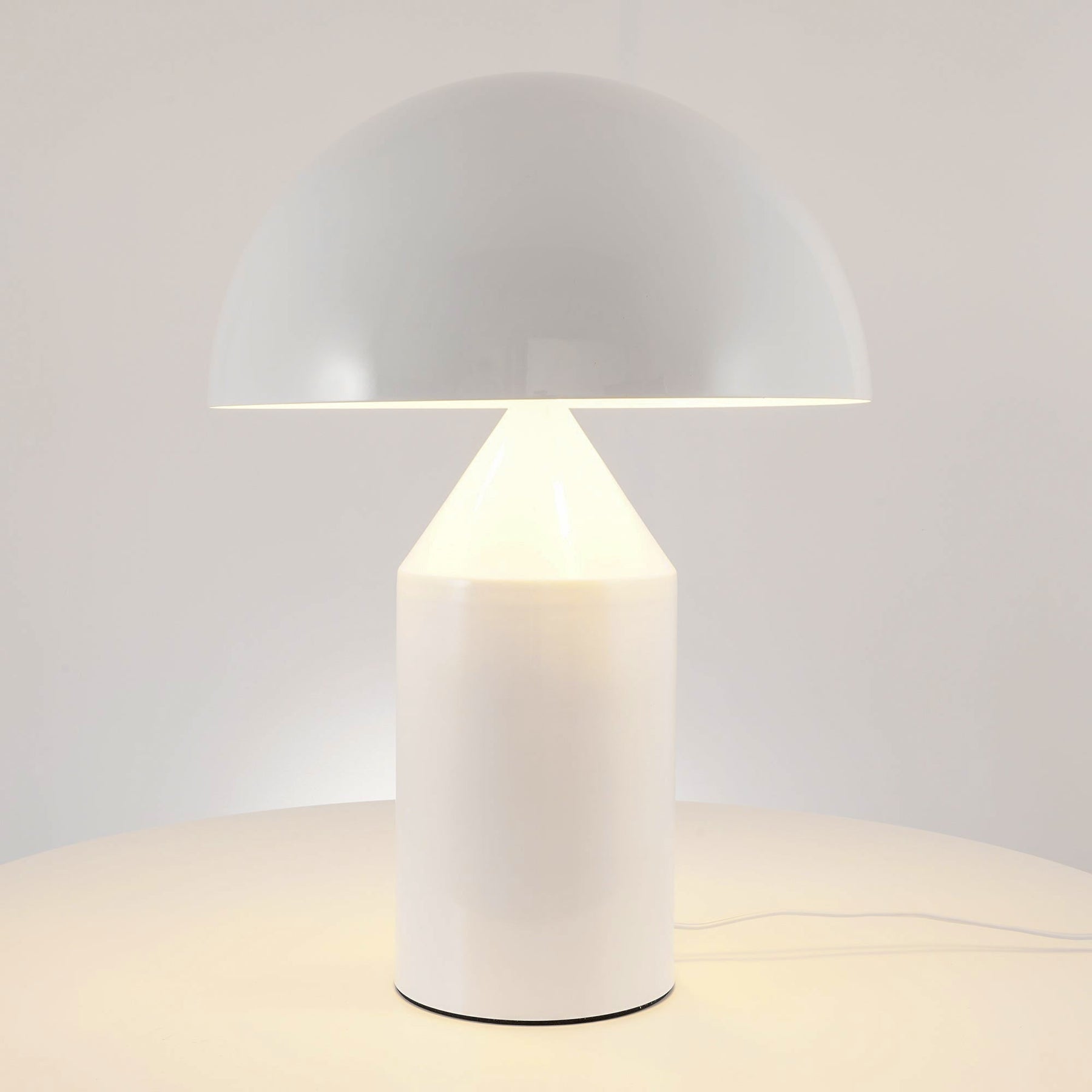 Lampe de Bureau Géométrique - Élégance Minimaliste et Éclairage Ambiant