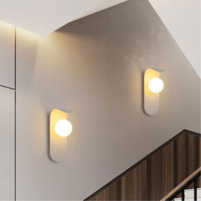 Applique Murale Scandinave en Bambou - Design Épuré et Atmosphère Chaleureuse