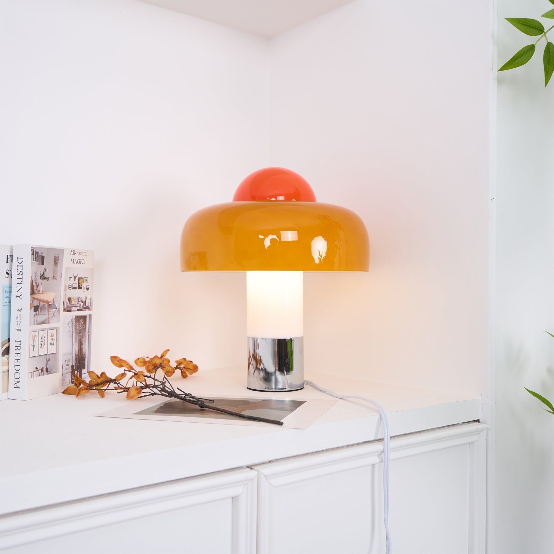 Lampe de Table Design Moderne - Abat-jour en Verre Orange Élégant