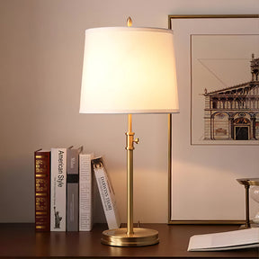 Lampe de Table en Laiton - Élégance et Design Polyvalent