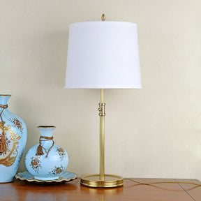 Lampe de Table en Laiton - Élégance et Design Polyvalent