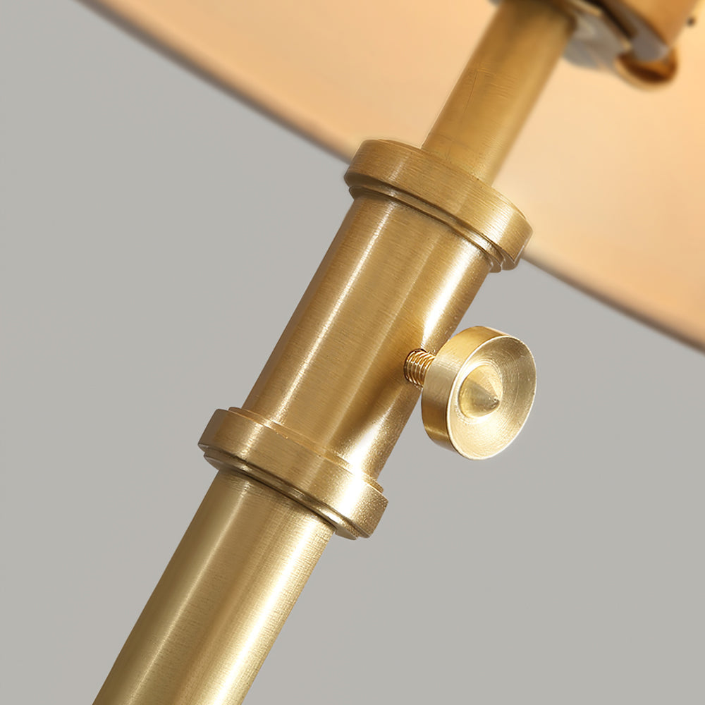 Lampe de Table en Laiton - Élégance et Design Polyvalent